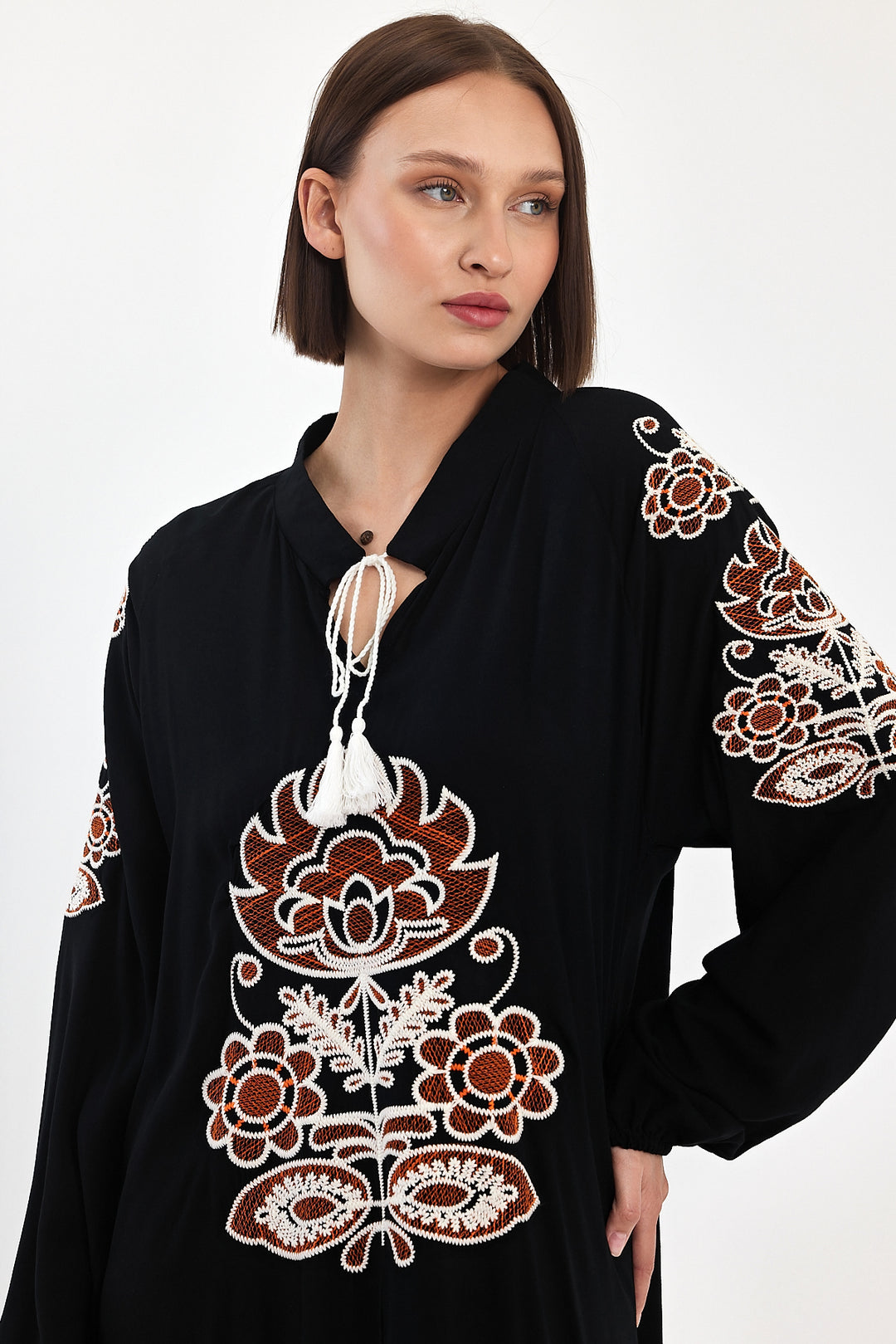 (4P.PACK) Boho Luxe Embroidered Maxi Dress