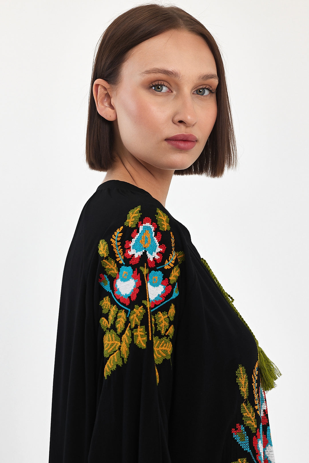 (4P.PACK) Boho Heritage Floral Embroidered Maxi Dress