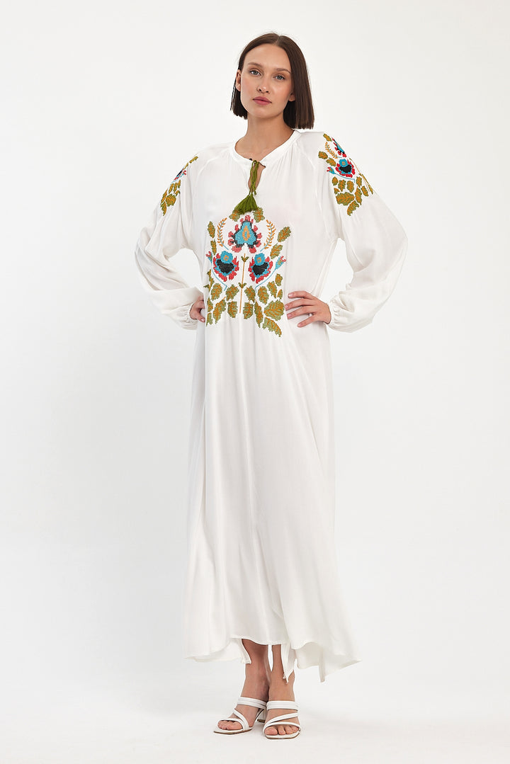 (4P.PACK) Boho Heritage Floral Embroidered Maxi Dress
