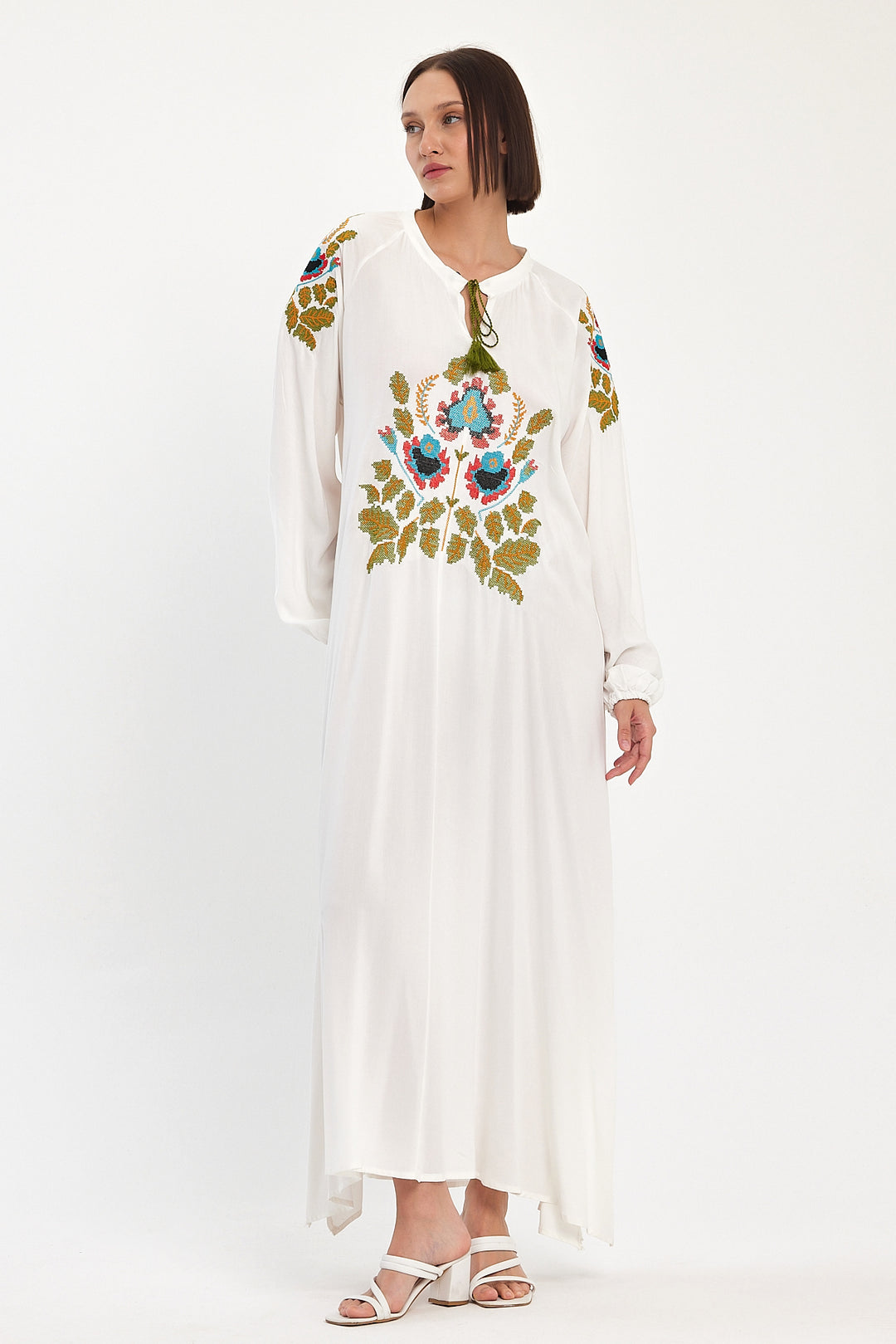 (4P.PACK) Boho Heritage Floral Embroidered Maxi Dress