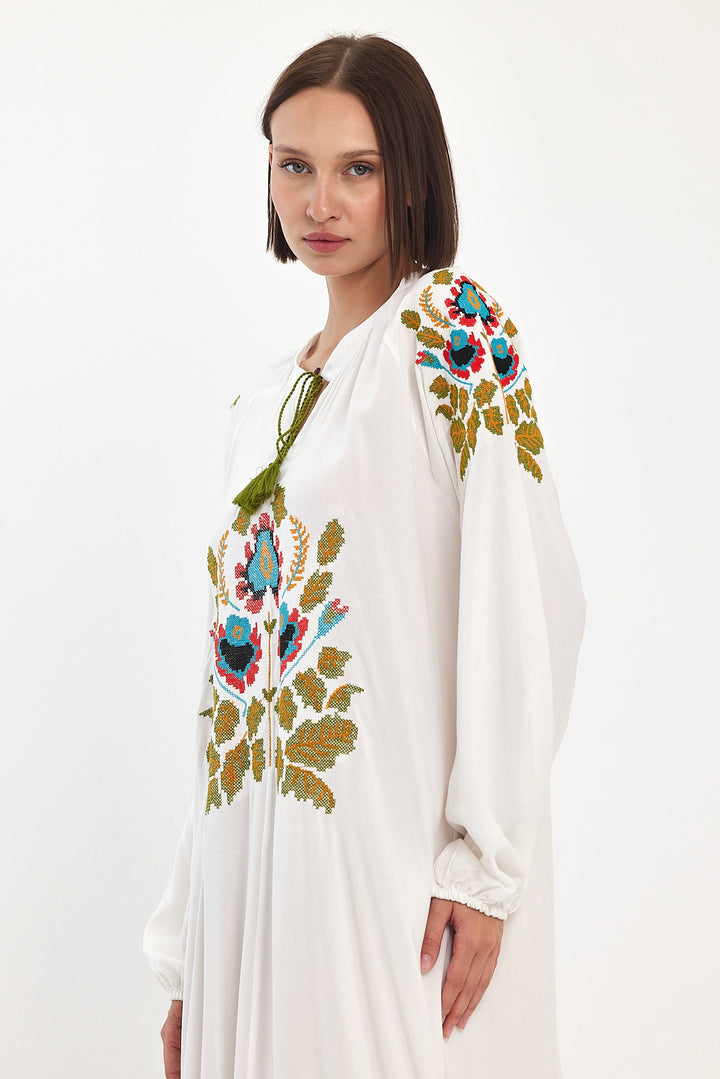 (4P.PACK) Boho Heritage Floral Embroidered Maxi Dress