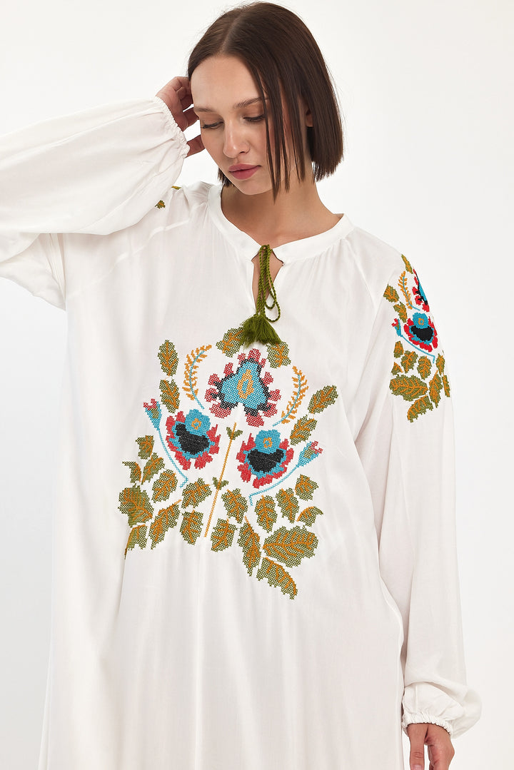 (4P.PACK) Boho Heritage Floral Embroidered Maxi Dress