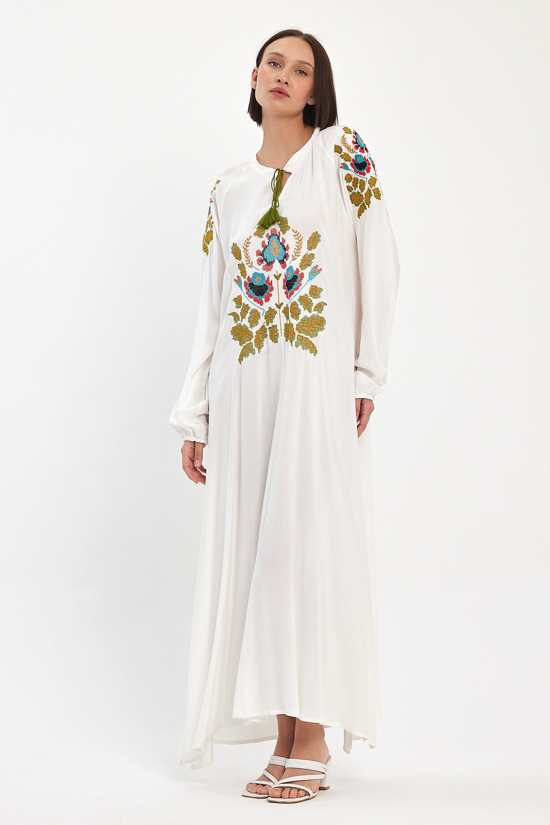 (4P.PACK) Boho Heritage Floral Embroidered Maxi Dress