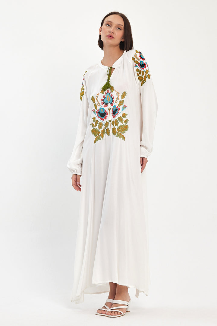 (4P.PACK) Boho Heritage Floral Embroidered Maxi Dress