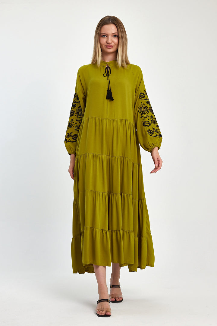 (4P.PACK) Heritage Muse Embroidered Maxi Dress