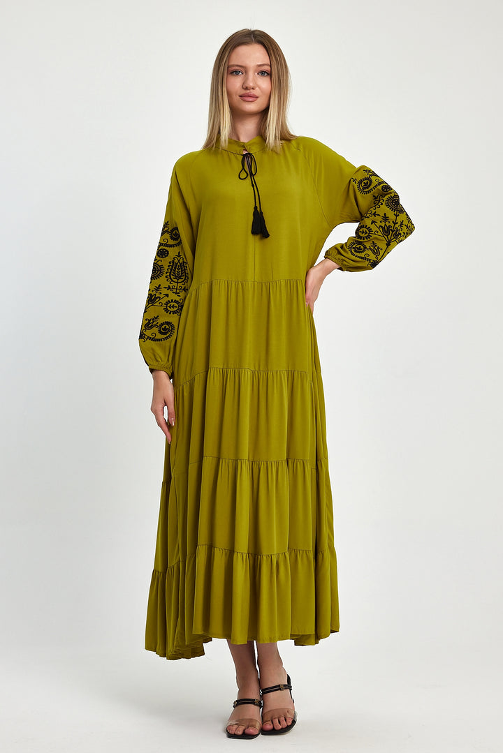 (4P.PACK) Heritage Muse Embroidered Maxi Dress