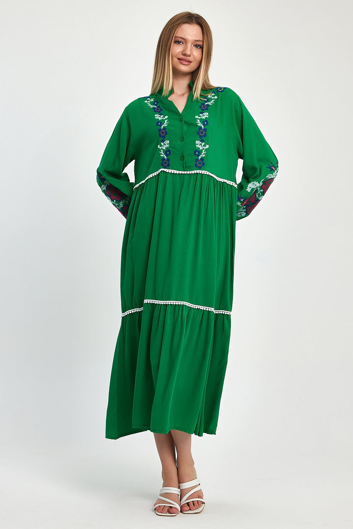 (4P.PACK) Bohemian Garden Embroidered Maxi Dress