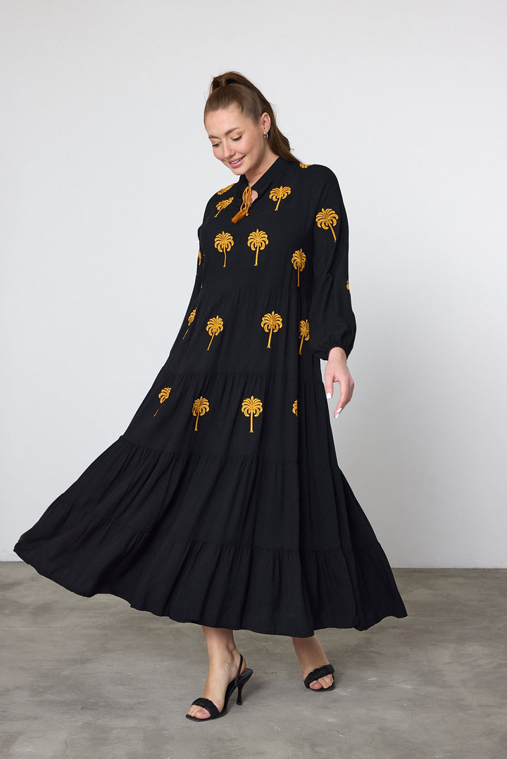 (4P.PACK) Midnight Palm Embroidered Maxi Dress