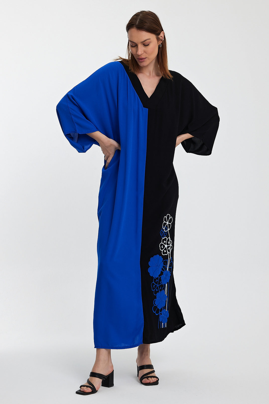 (4P.PACK) Dual Charm Floral Kaftan Dress