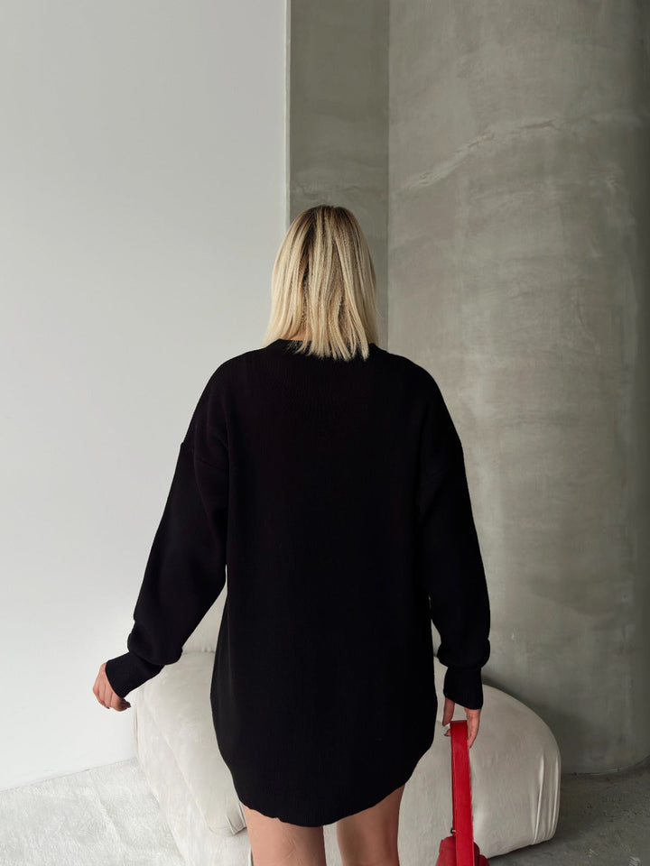 Heart Motif Knit Jumper in Black & Red