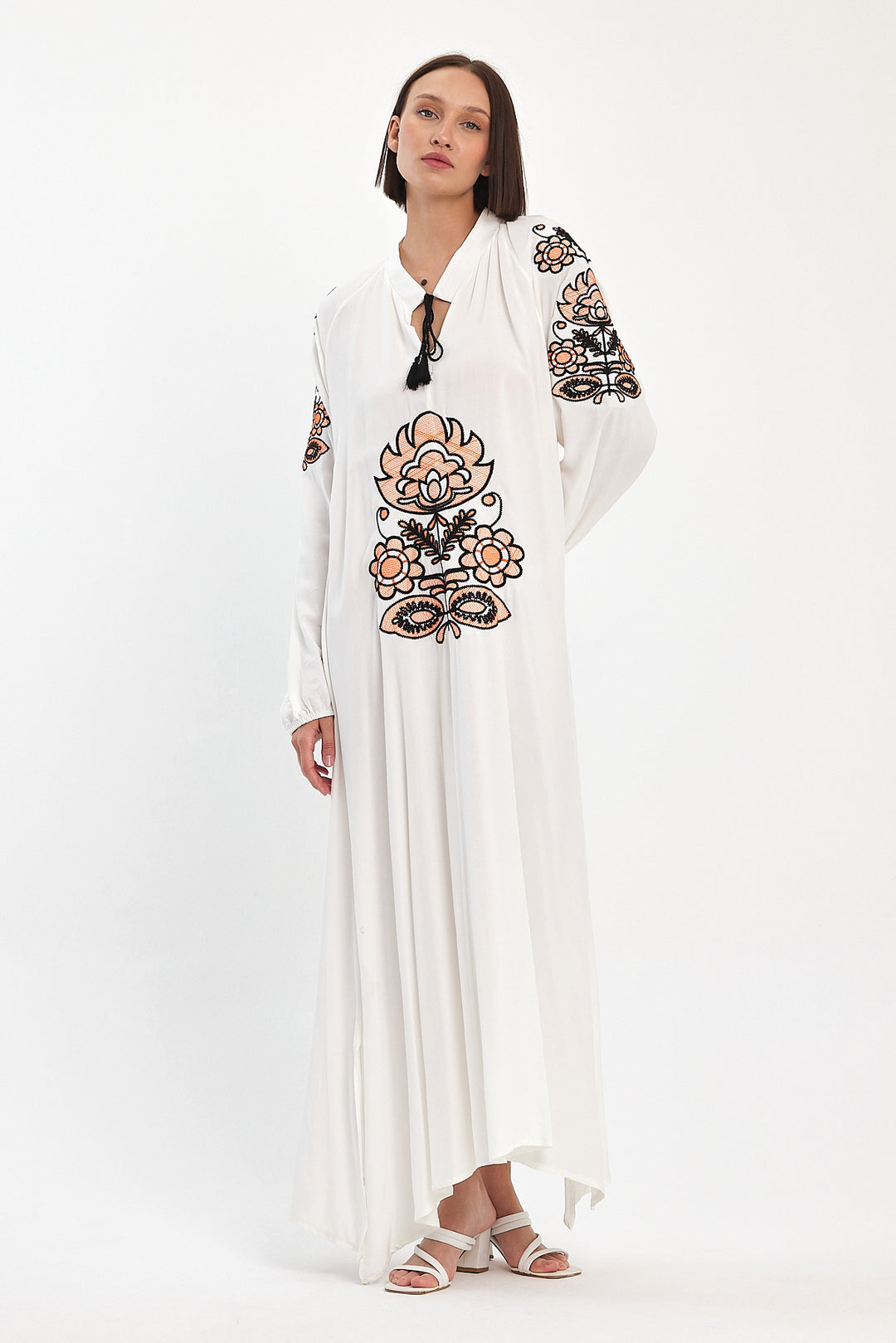 (4P.PACK) Boho Luxe Embroidered Maxi Dress