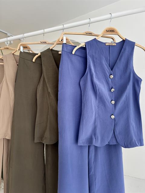 arkasi-bagcikli-yelek-plazza-pantolon---4a74-