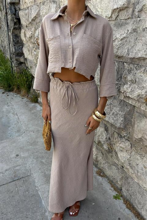 crop-gomlekli-ve-etegi-buzgulu-tasarim-4db044