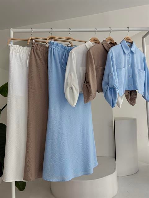 crop-gomlekli-ve-etegi-buzgulu-tasarim-b9112d