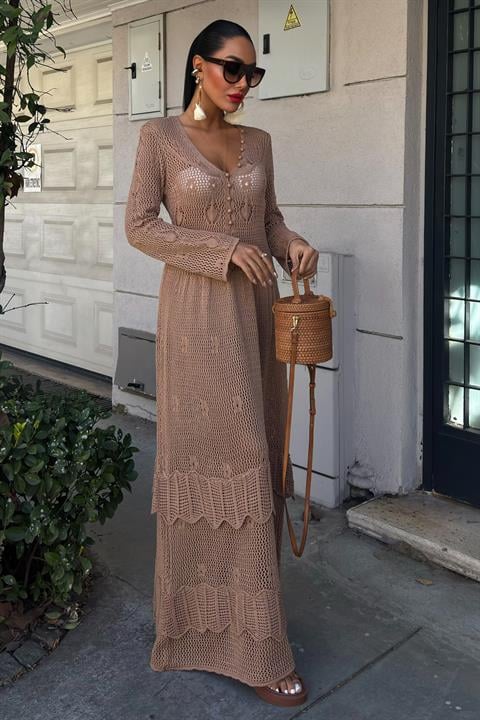 dugme-detayli-ve-kat-etekli-etnik-elbi--4dcf-