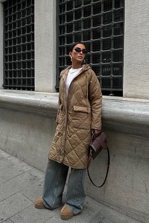 fermuar-ve-kapsonlu-uzun-kapitone-mont--f47e-