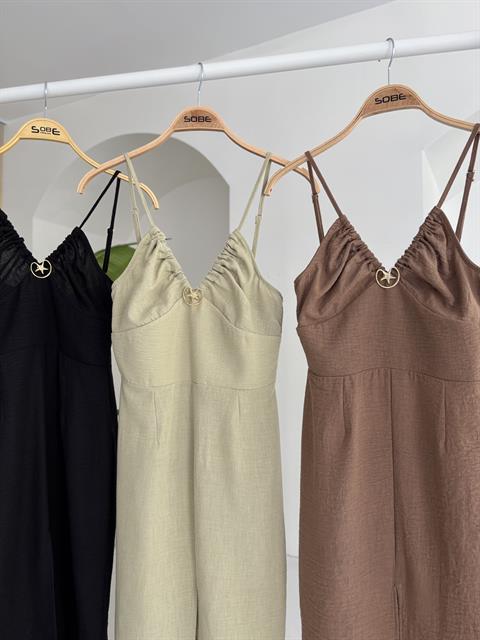 gogsu-aksesuarli-onu-yirtmacli-elbise---be32-