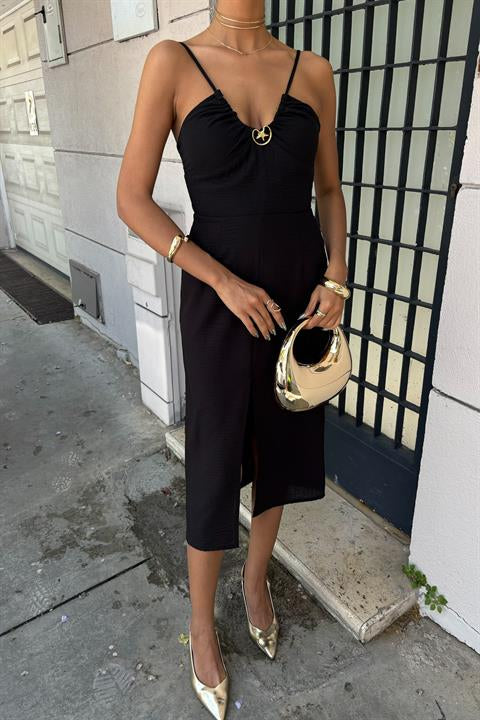 gogsu-aksesuarli-onu-yirtmacli-elbise---ea3b-