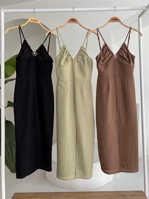 gogsu-aksesuarli-onu-yirtmacli-elbise--c6b54d