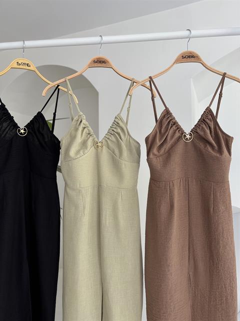 gogsu-aksesuarli-onu-yirtmacli-elbise--c6c-11