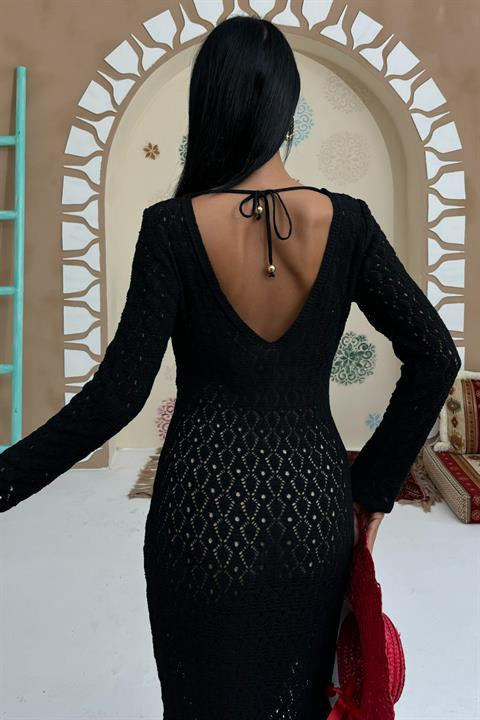 gogus-aksesuar-ve-pencereli-triko-elbi-0e23f1