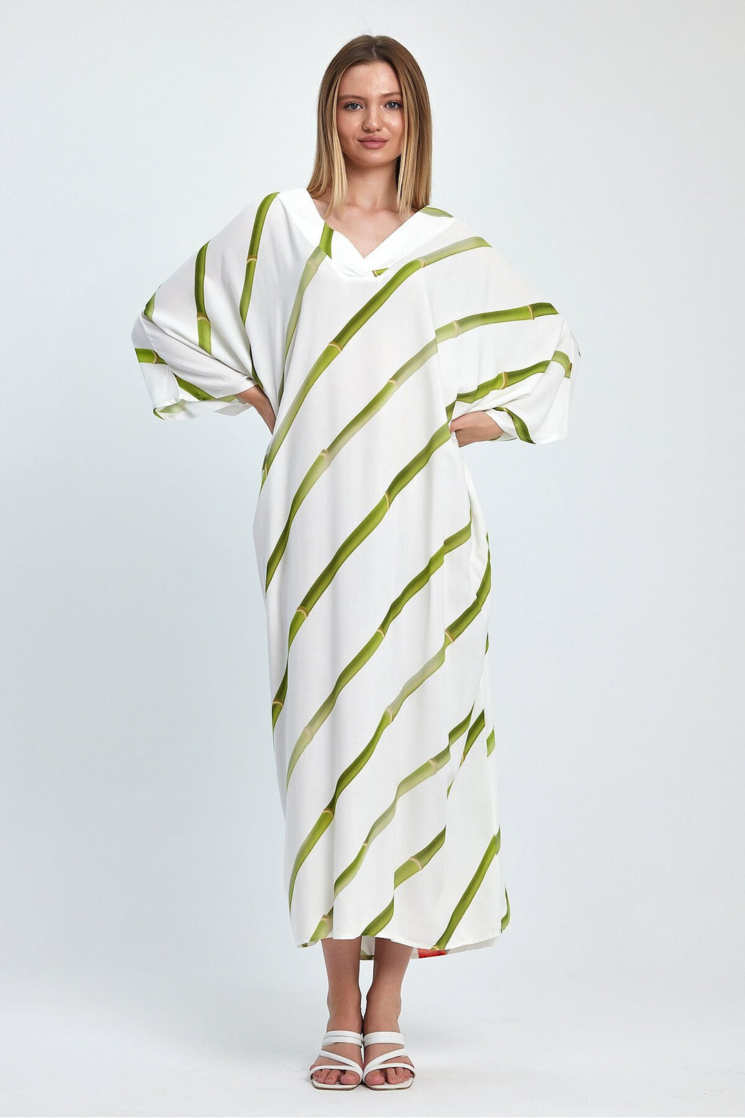 (4P.PACK) Parrot Print Oversized Maxi Dress